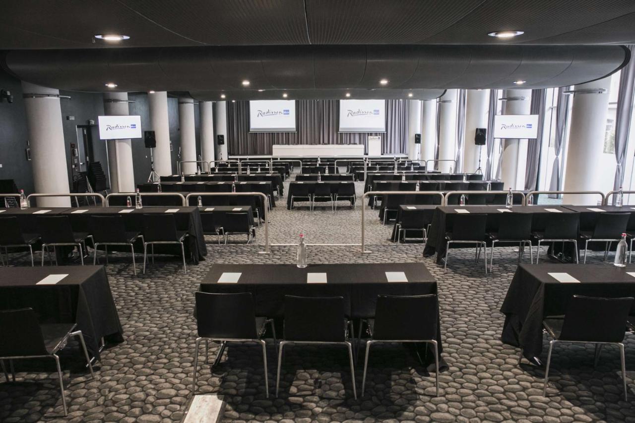 Radisson Blu Es. Hotel, Roma Exterior foto The 2016 conference