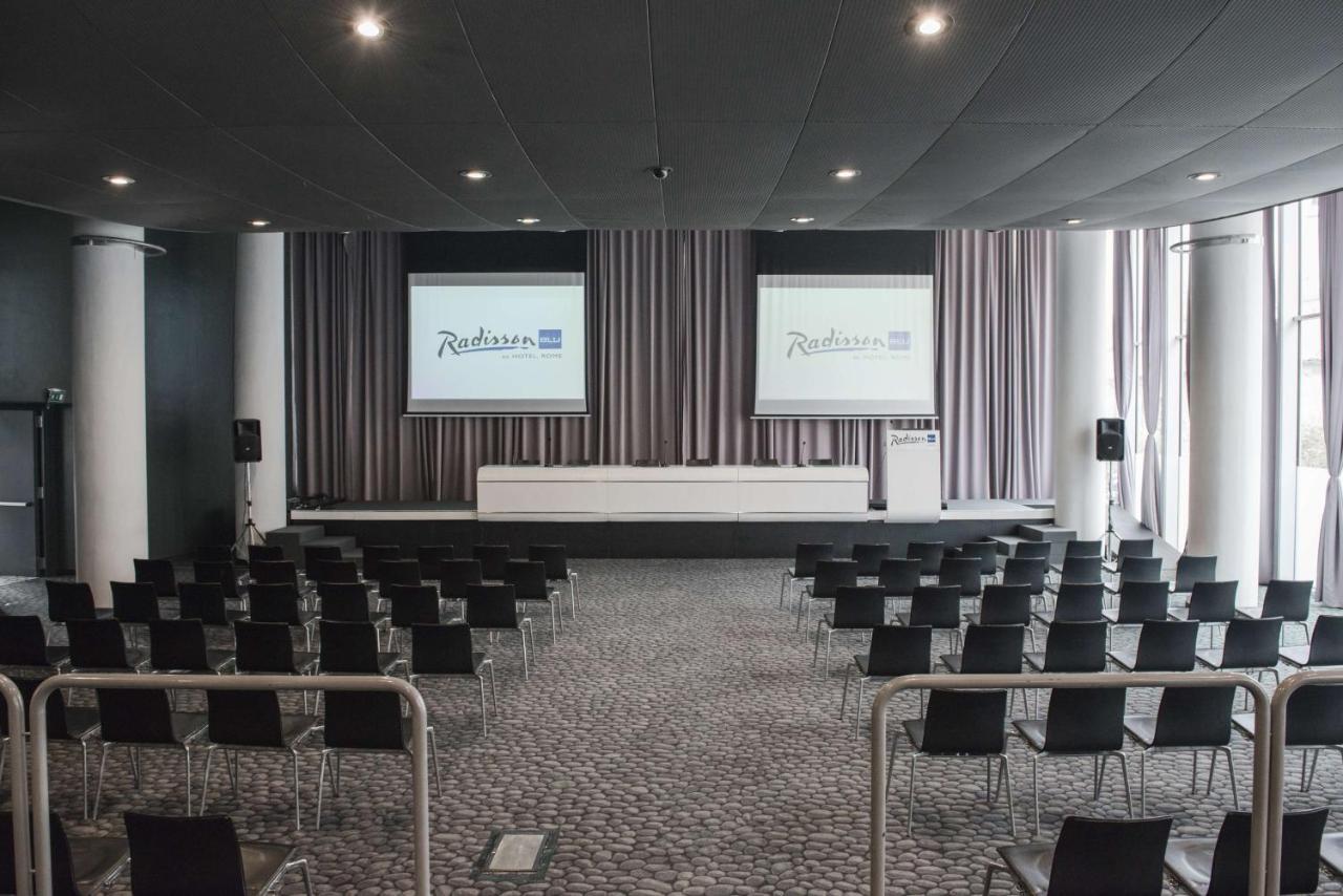 Radisson Blu Es. Hotel, Roma Exterior foto The press conference room