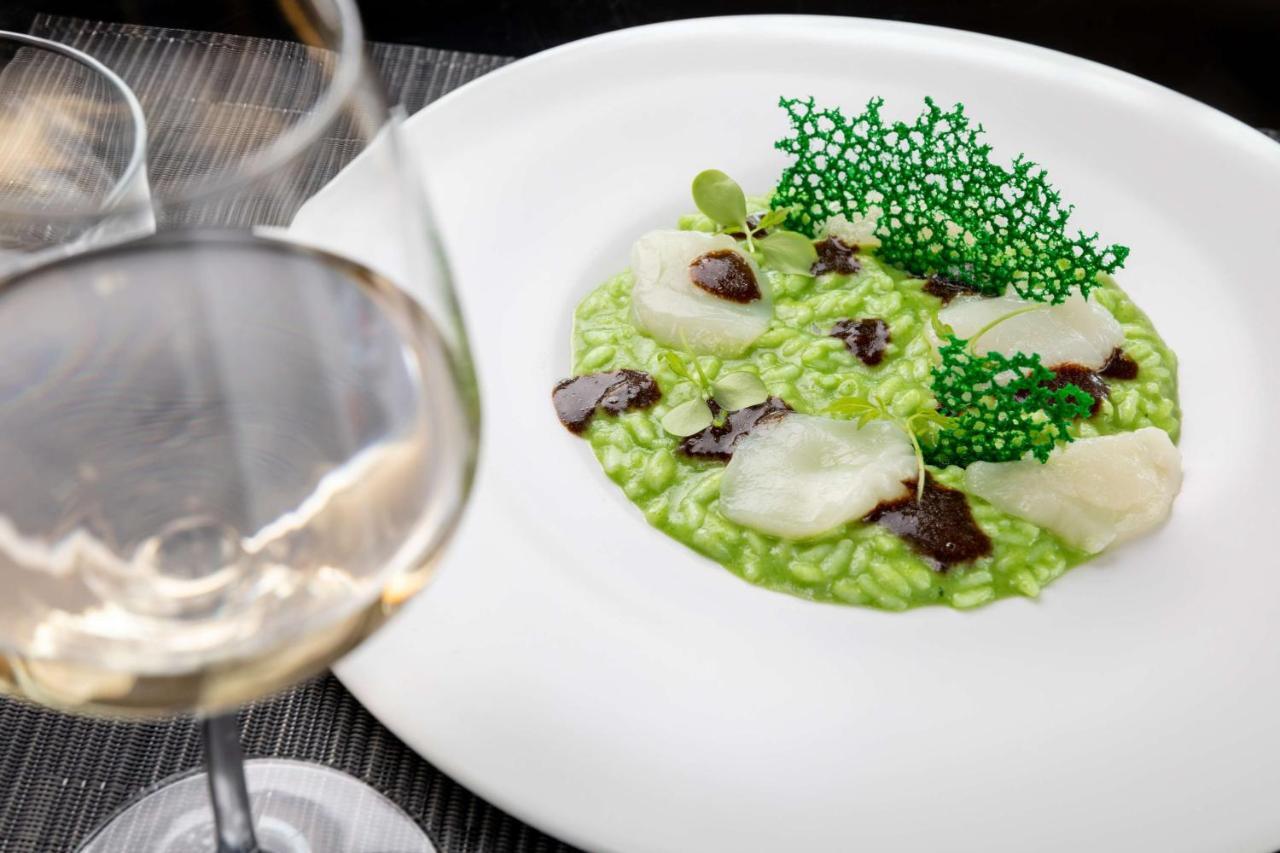 Radisson Blu Es. Hotel, Roma Exterior foto A risotto with asparagus
